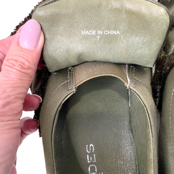 J/SLIDES Genuine Leather Olive Azzura Satin Bow Platform Slip On Sneakers Sz 7 - Picture 6 of 10